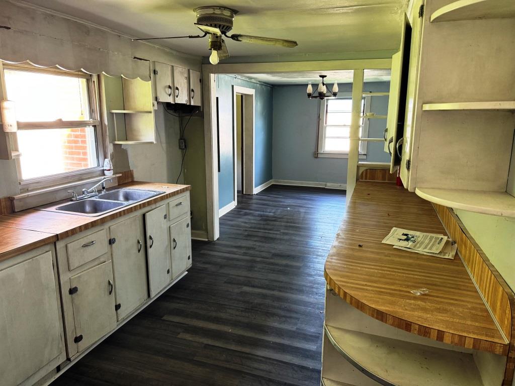 Property image 2 / 8