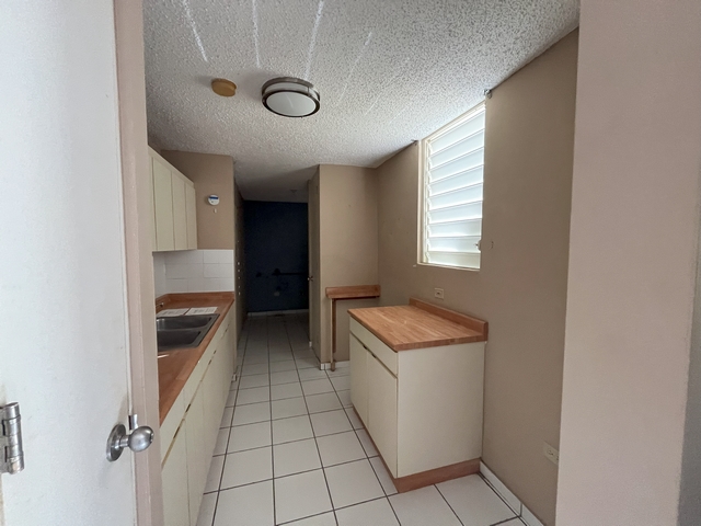 Property image 3 / 11