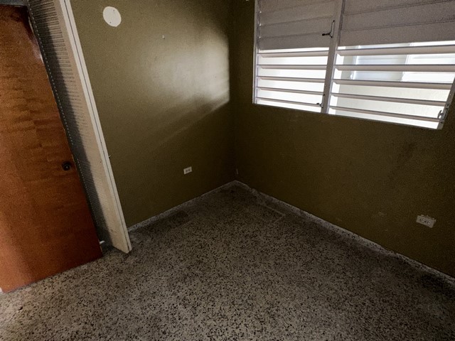 Property image 8 / 15