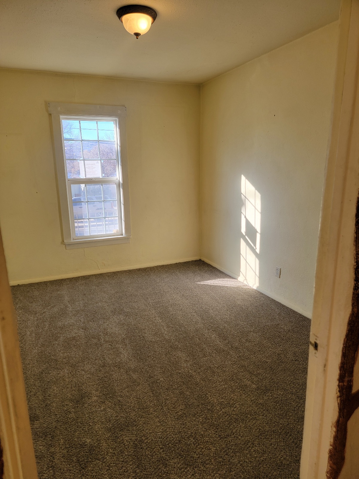 Property image 5 / 13