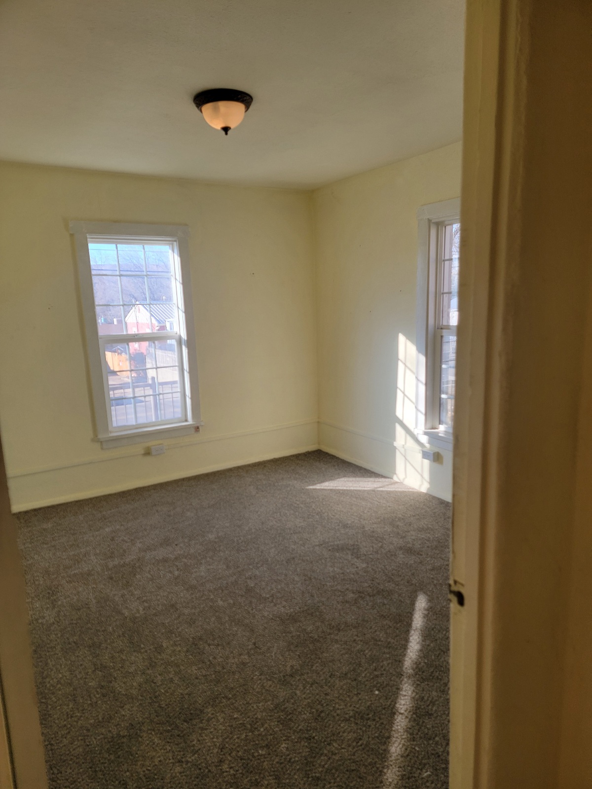 Property image 6 / 13