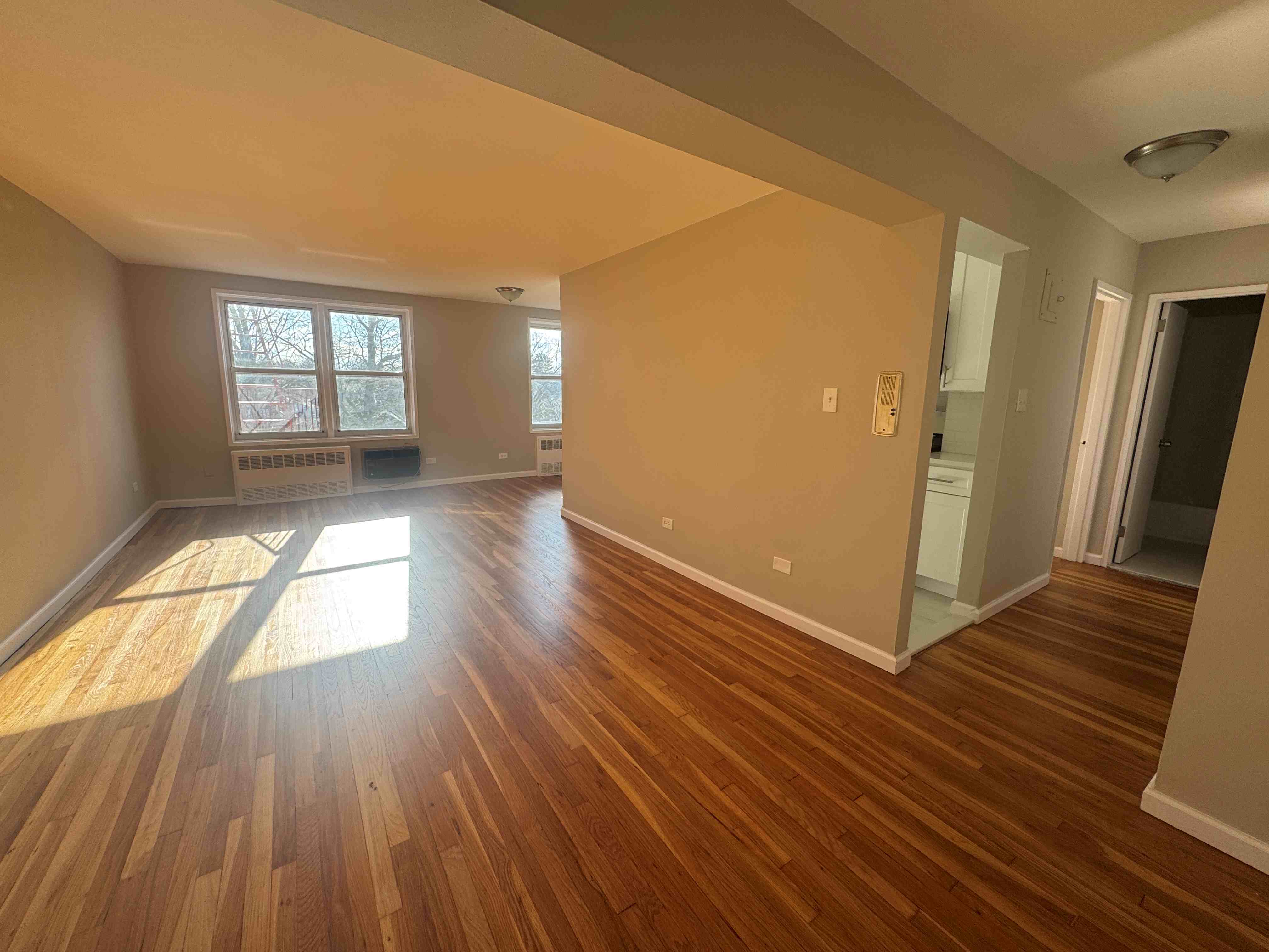 View property gallery image 3
