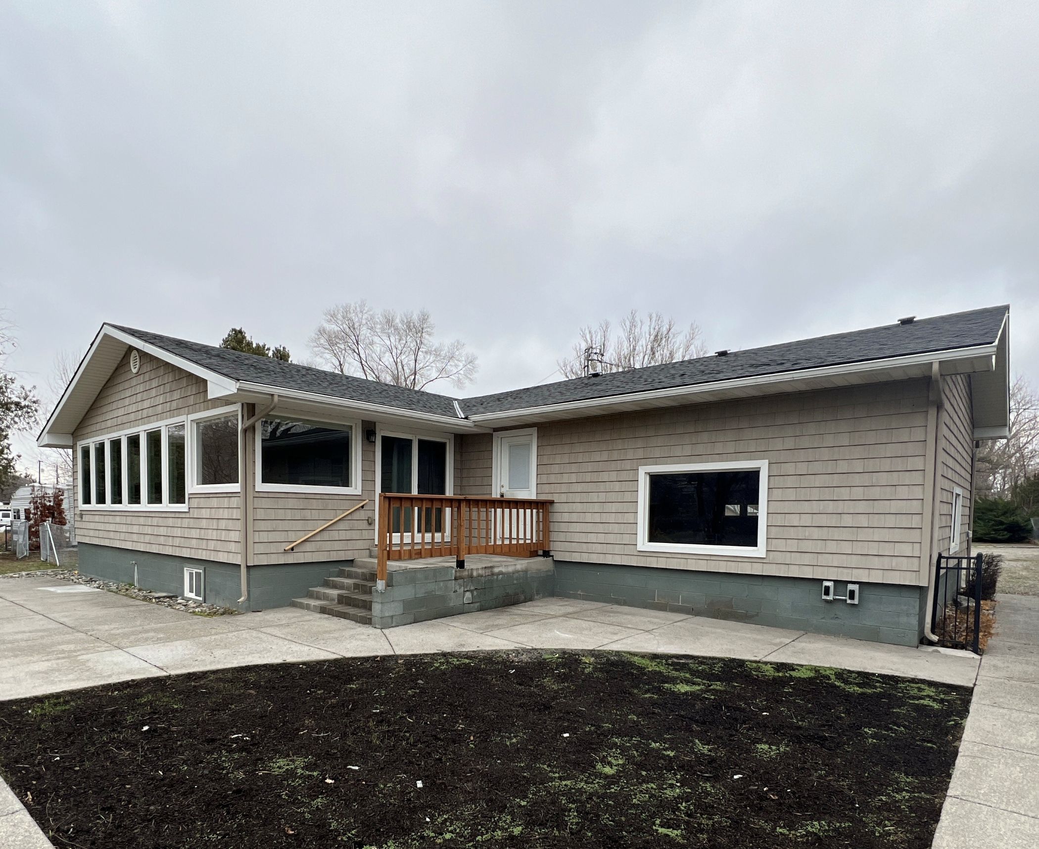 View property gallery image 1