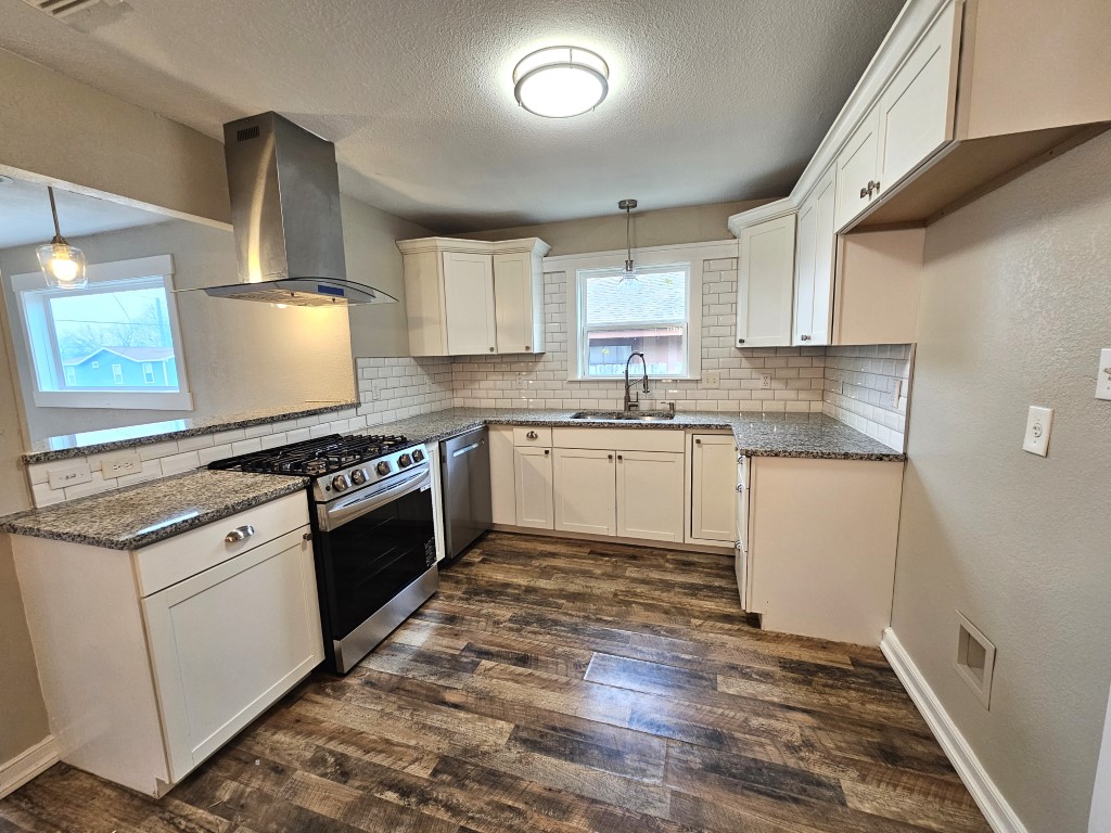 Property image 6 / 24