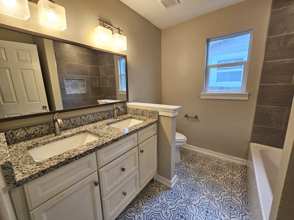 Property image 12 / 24
