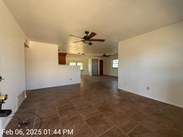 Property image 13 / 14