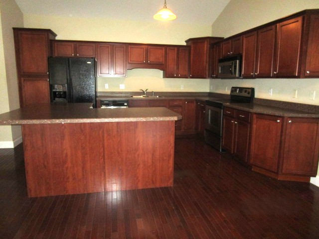 View property gallery image 4