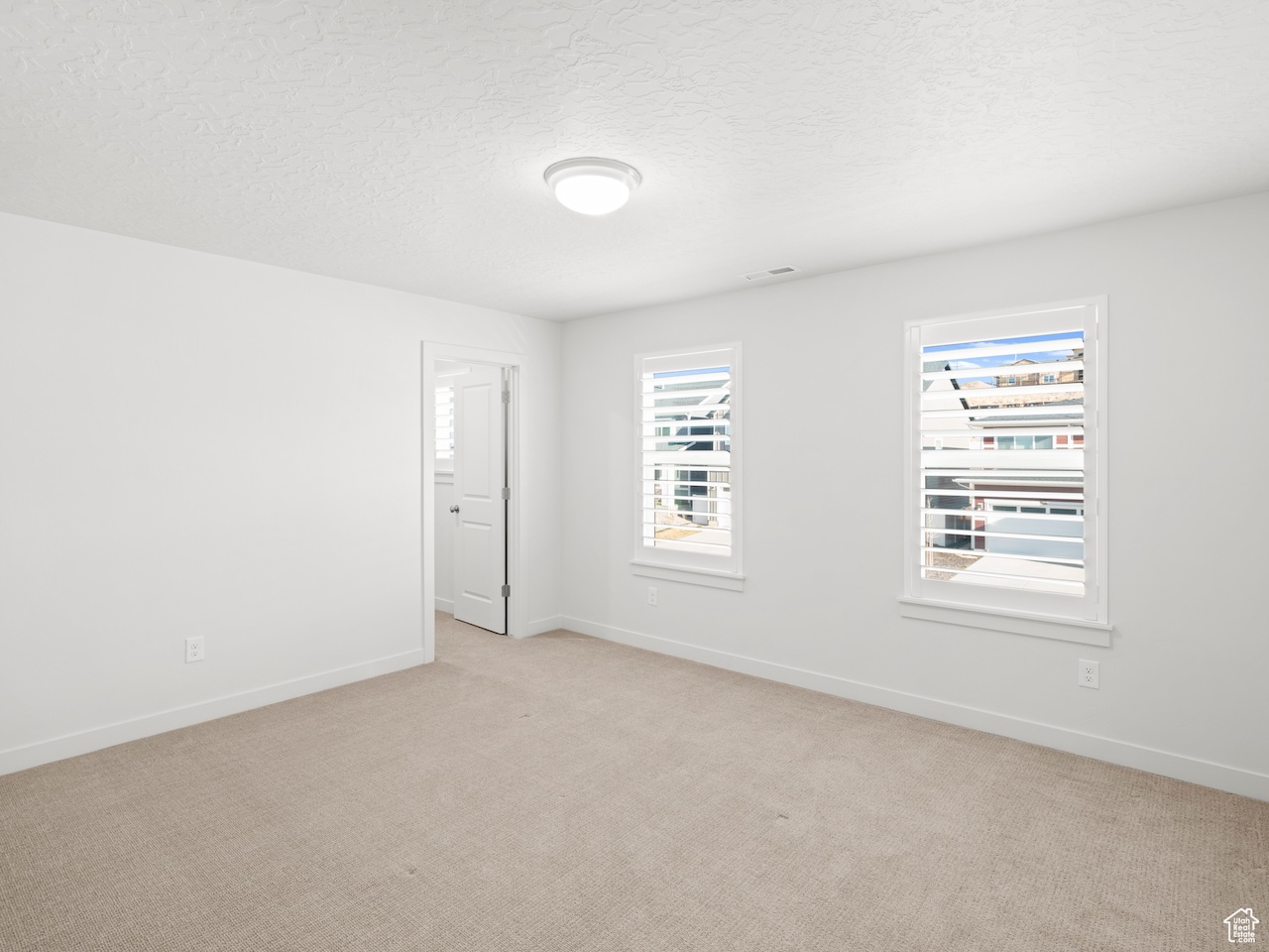 Property image 16 / 20