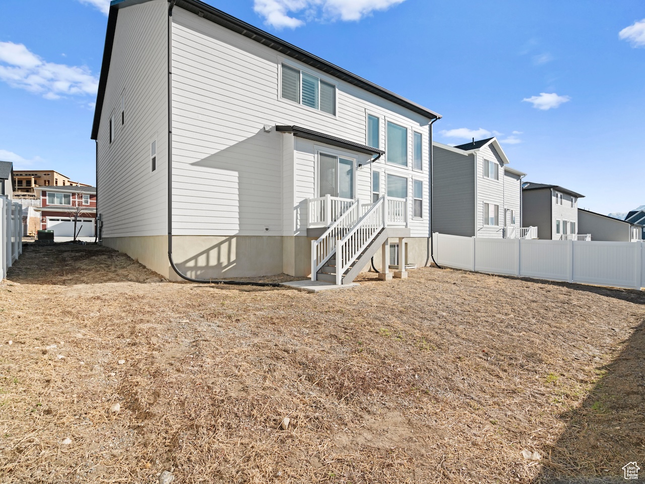 Property image 3 / 20