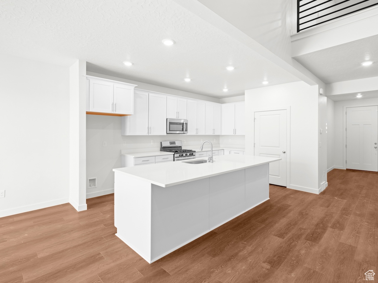 Property image 5 / 20