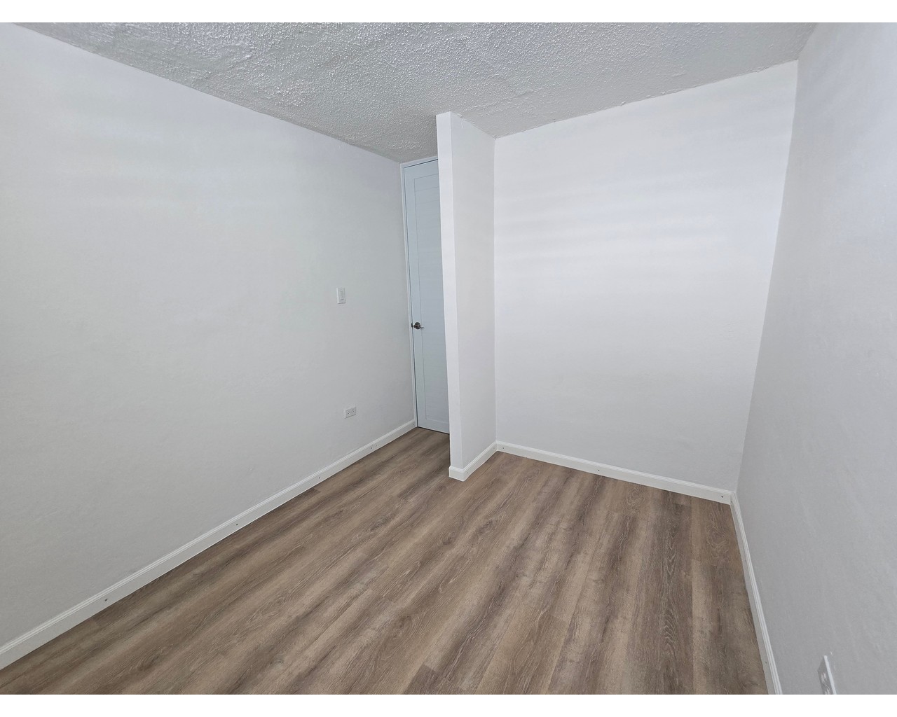 Property image 7 / 9