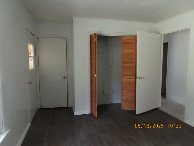 View property gallery image 5