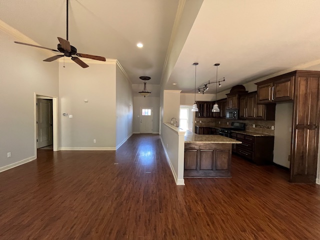 View property gallery image 3