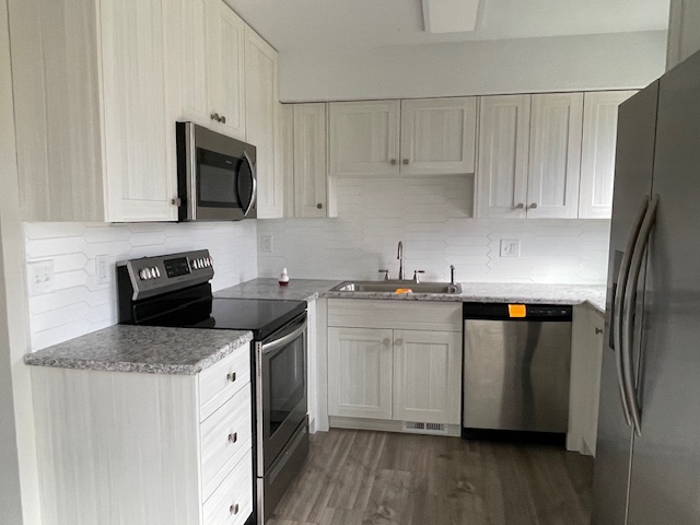 View property gallery image 3