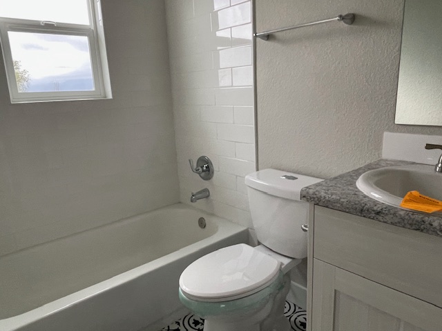 Property image 6 / 11