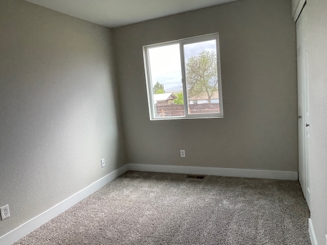 Property image 8 / 11