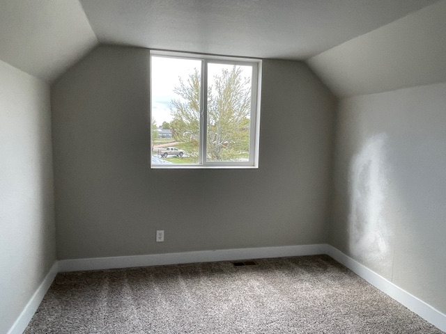 Property image 10 / 11