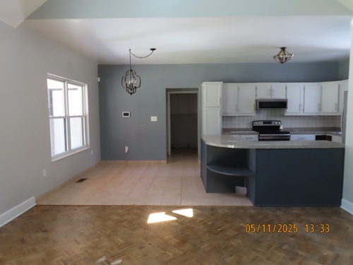 Property image 10 / 14