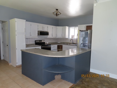 Property image 11 / 14