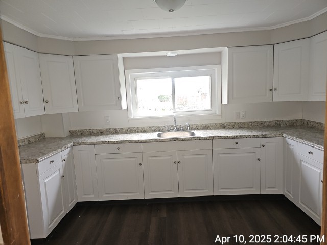 View property gallery image 5