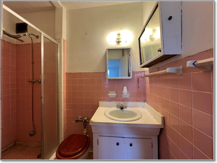 Property image 7 / 9