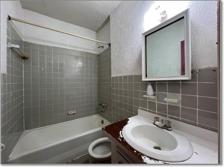 Property image 9 / 9