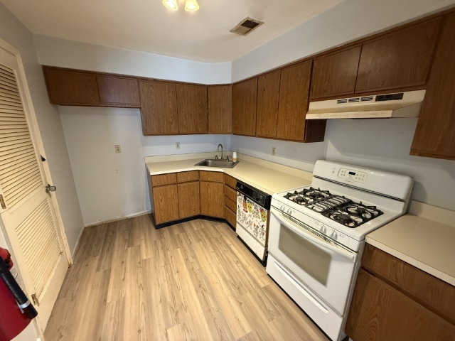 Property image 7 / 11