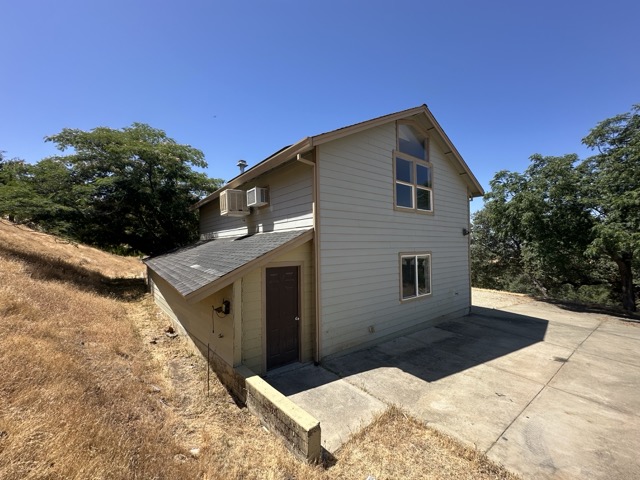 View property gallery image 2