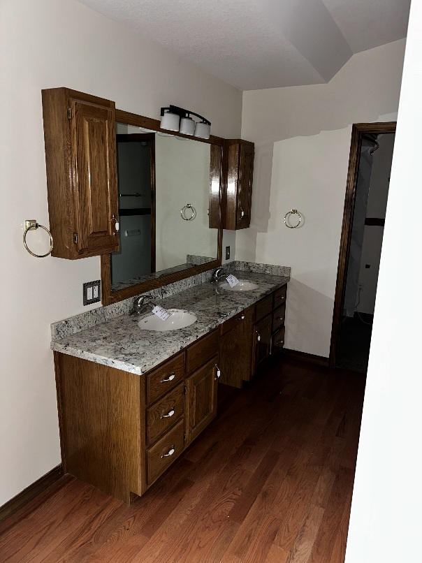 View property gallery image 4