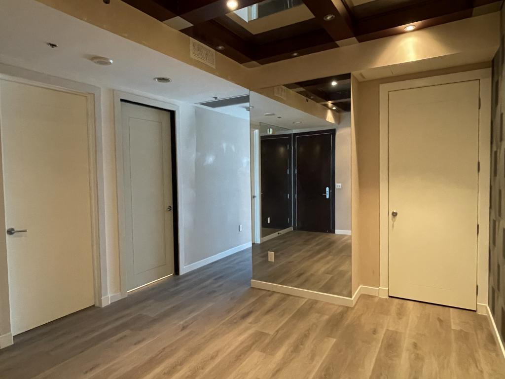 View property gallery image 2