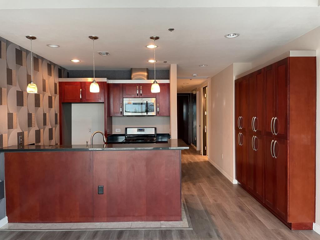 Property image 6 / 19