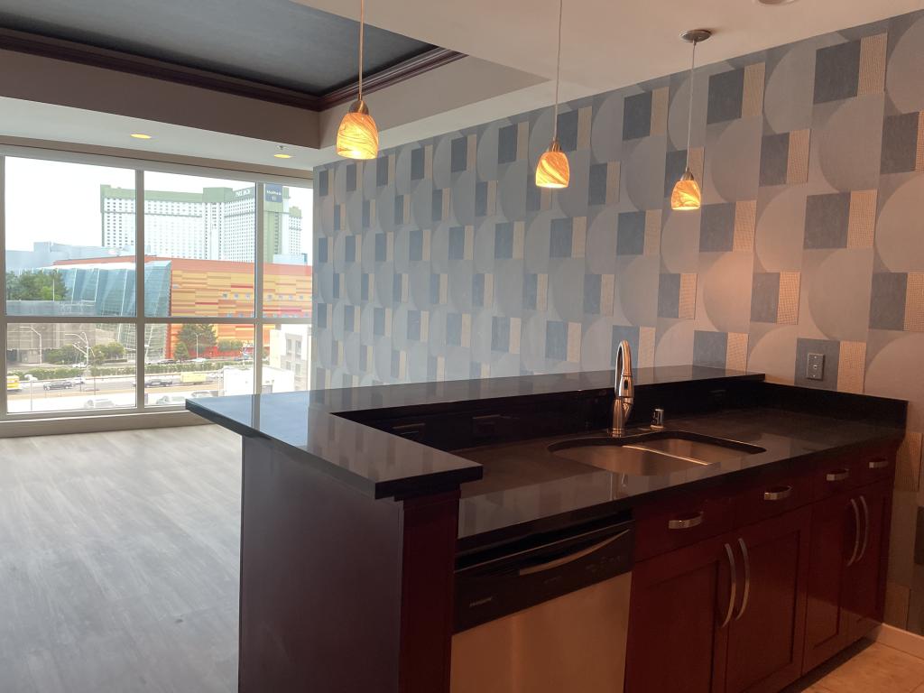 Property image 8 / 19