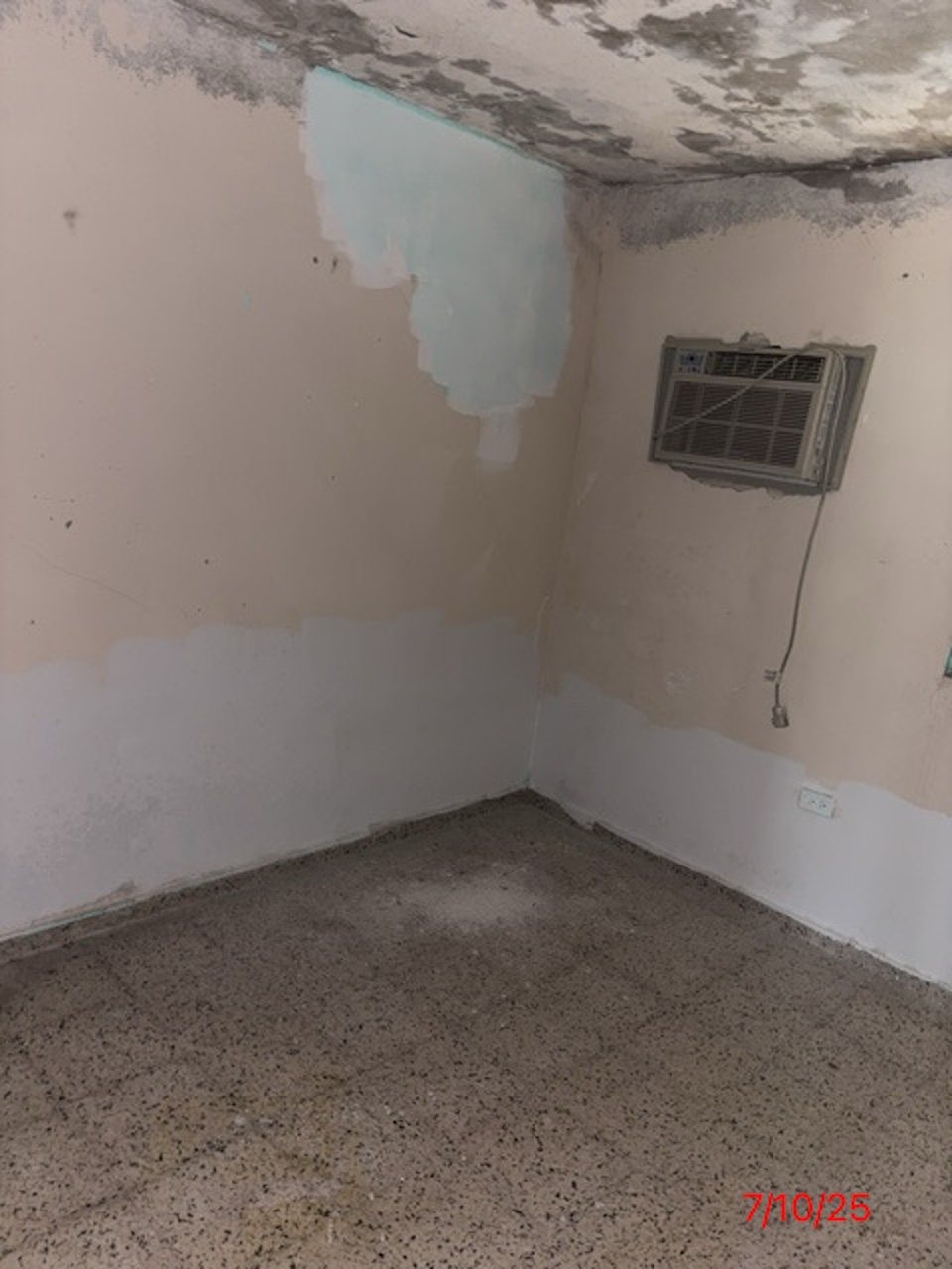 Property image 7 / 12