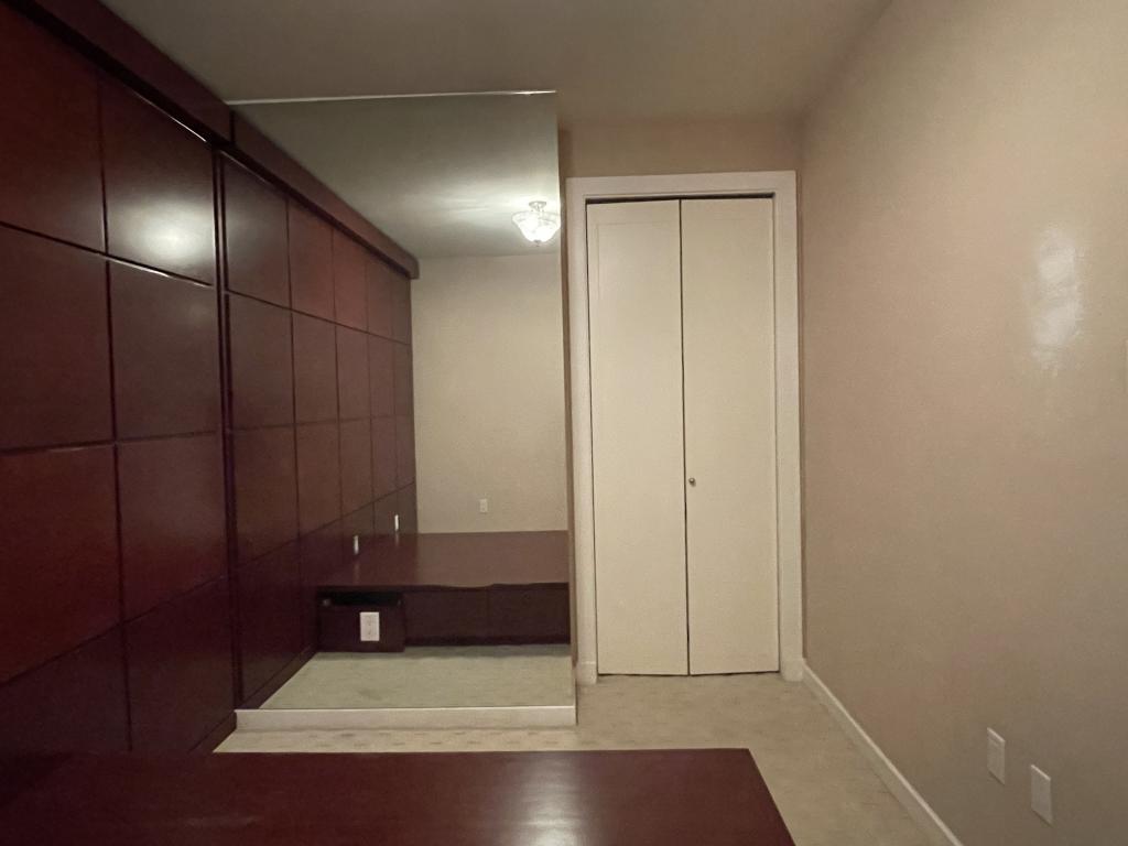 Property image 16 / 19