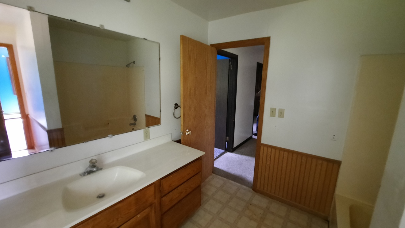 Property image 12 / 20