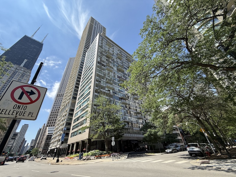 Property image 1 / 11