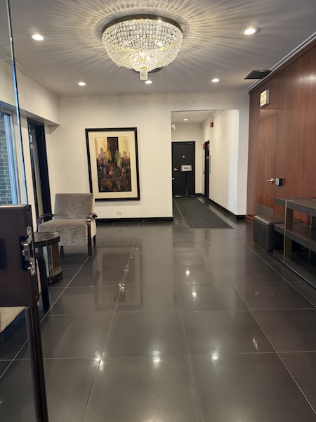 Property image 3 / 11