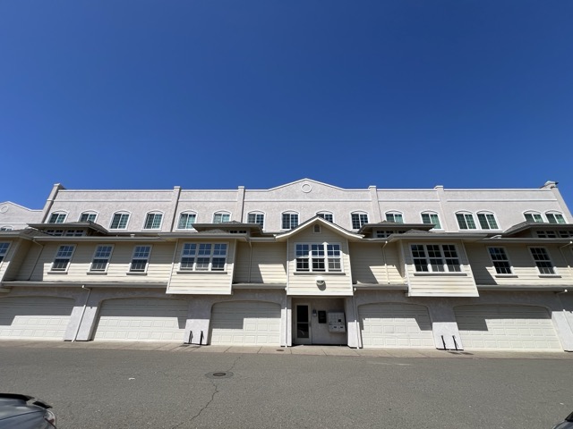 View property gallery image 1