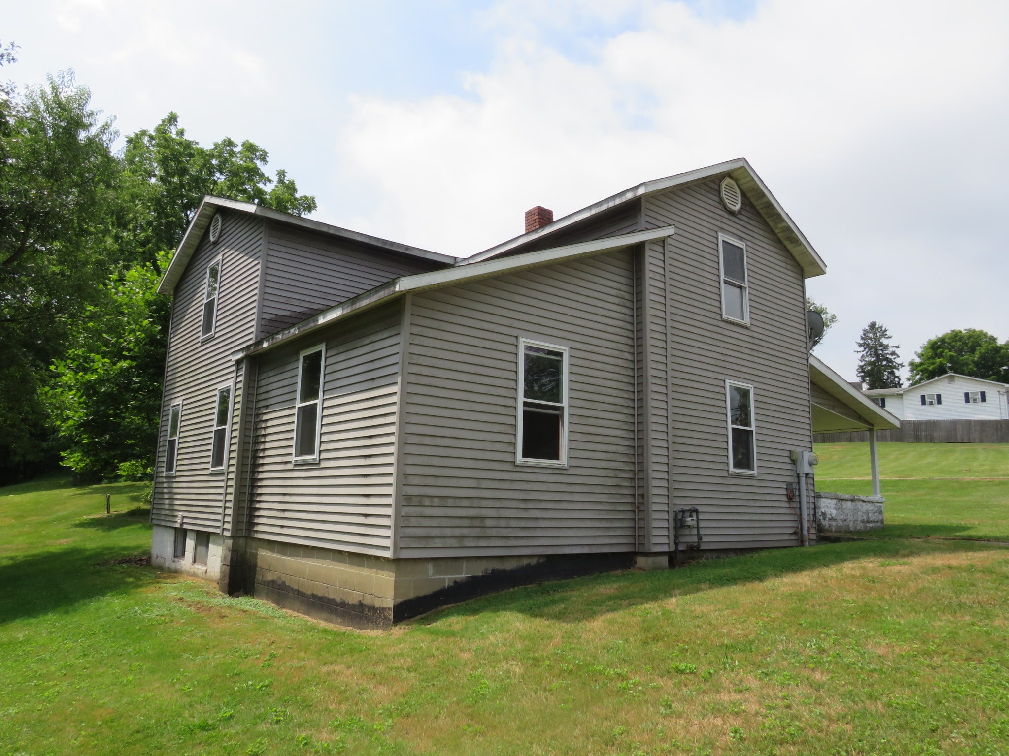 View property gallery image 2