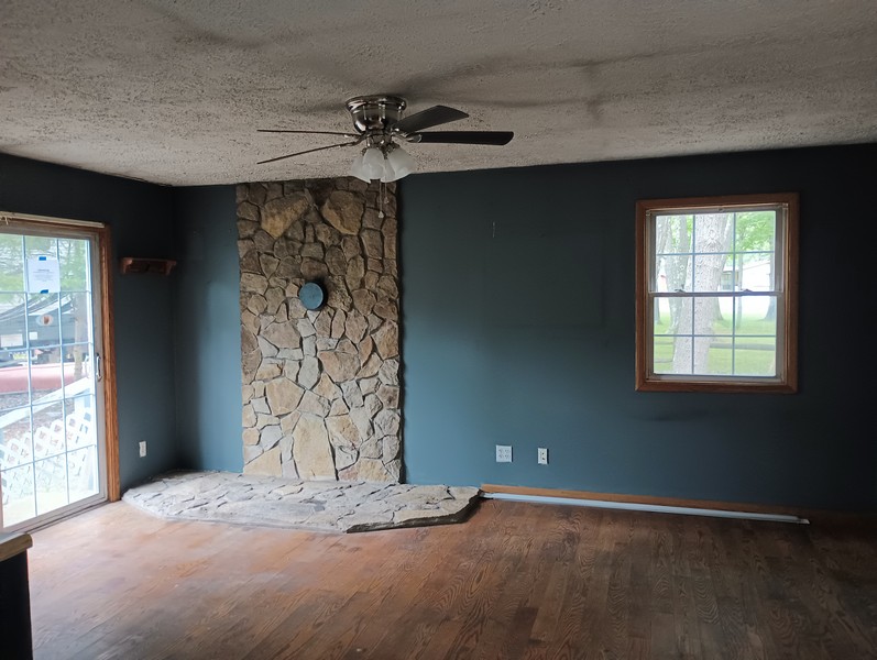View property gallery image 2