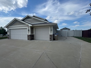 View property gallery image 2