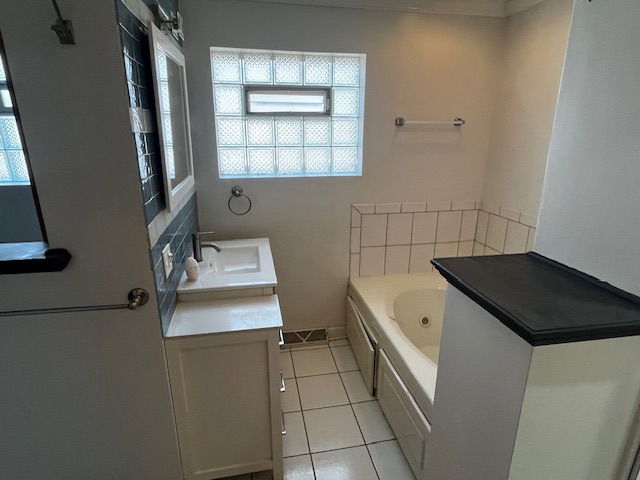 Property image 9 / 14
