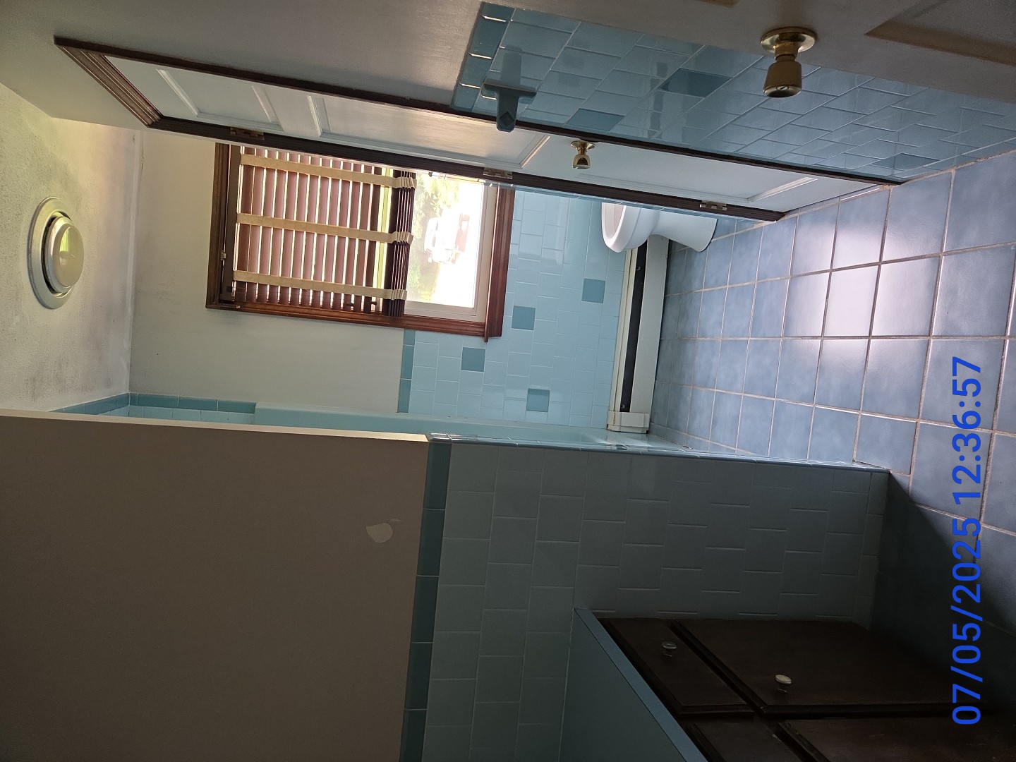 Property image 3 / 9