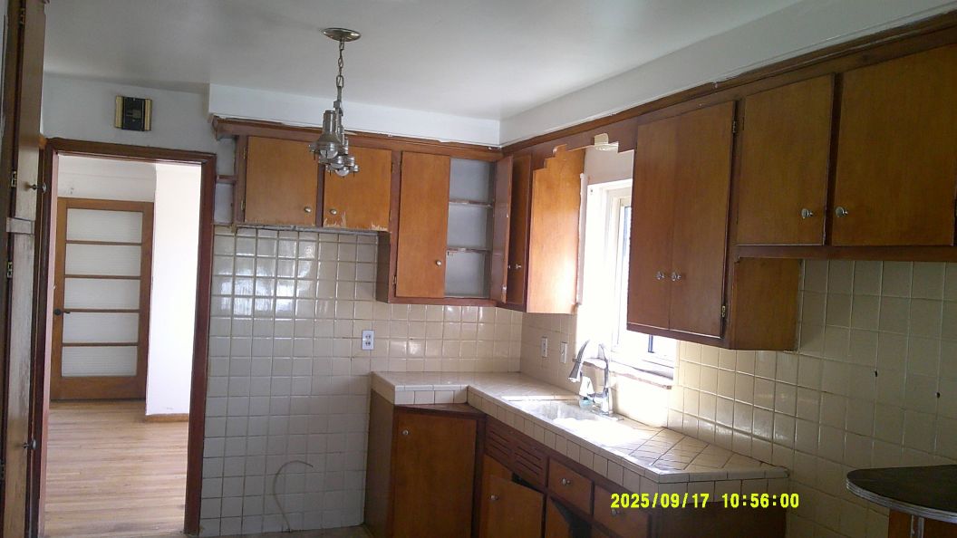 Property image 10 / 16