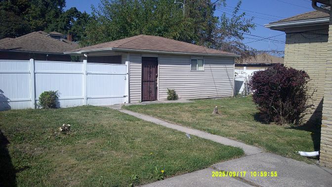 Property image 12 / 16