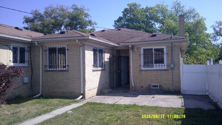 Property image 13 / 16