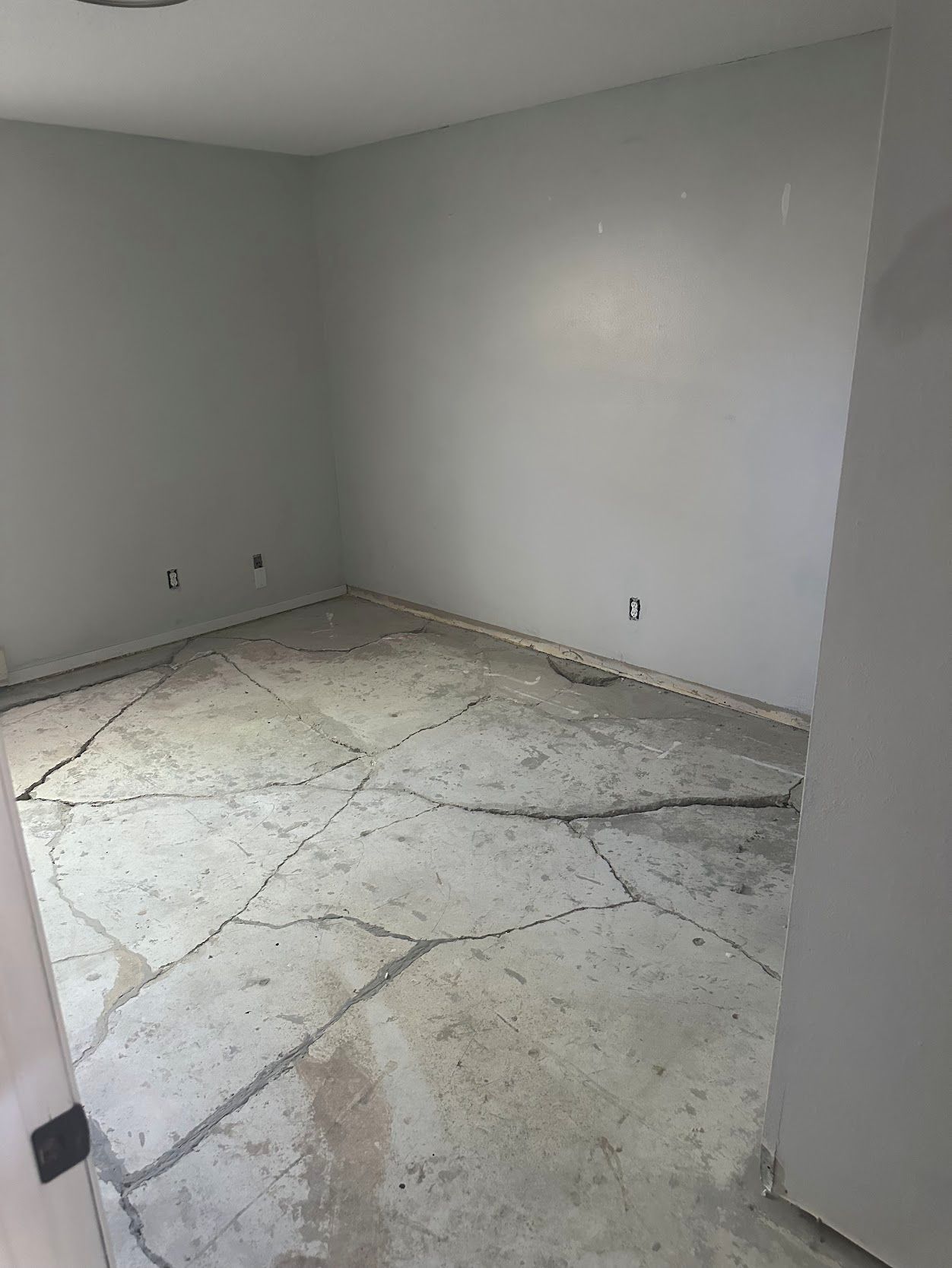 Property image 10 / 11