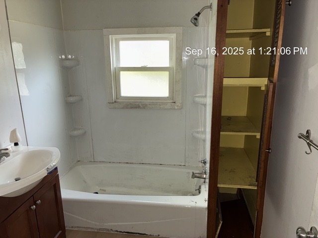 Property image 12 / 12