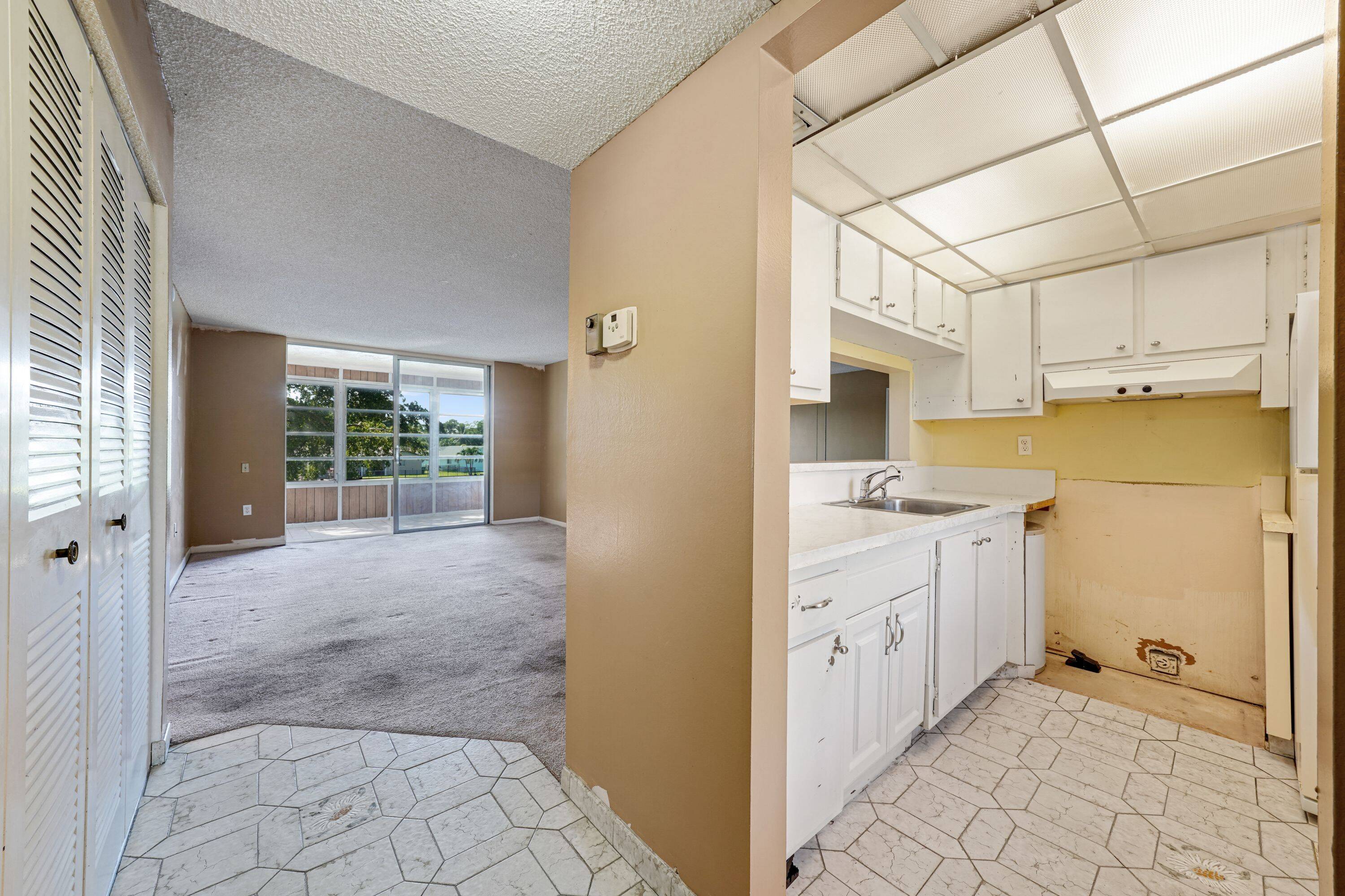 View property gallery image 3