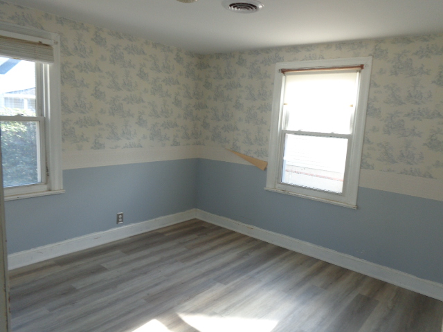 View property gallery image 4